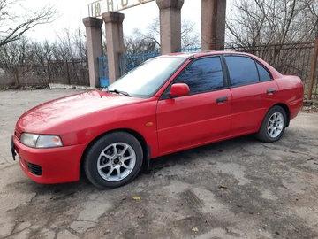 Авто Mitsubishi Lancer 1996 № 8228988