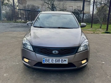 Авто KIA Cee X27 D 2009 № 8229089