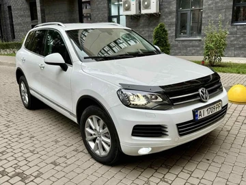 Авто Volkswagen Touareg 2014 № 8229147
