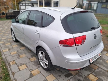 Авто SEAT Altea Xl 2012 № 8229170