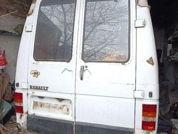 Авто Renault Trafic 2000 № 8229308