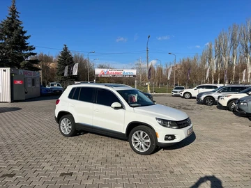 Авто Volkswagen Tiguan 2014 № 8229449