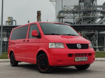 Авто Volkswagen Transporter 2004 № 8229489