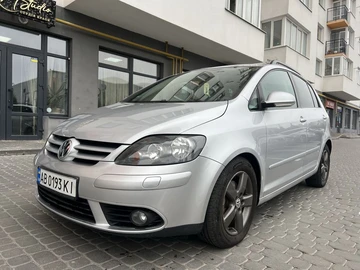 Авто Volkswagen Golf Plus 2008 № 8229531