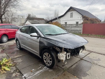 Авто Hyundai Elantra 2016 № 8229731