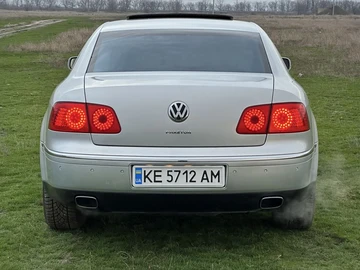 Авто Volkswagen Phaeton 2005 № 8230099