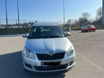 Авто Skoda Roomster 2010 № 8230171
