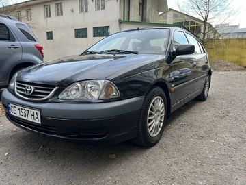 Авто Toyota Avensis 2002 № 8230221