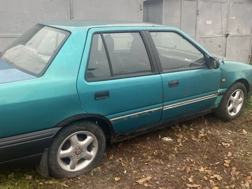 Авто Hyundai Pony 1994 № 8230231
