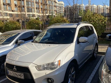Авто Mitsubishi Outlander 2011 № 8230248