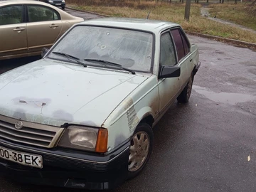 Авто Opel Ascona 1985 № 8230364