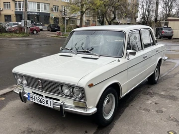 Авто ВАЗ 2103 1981 № 8230455