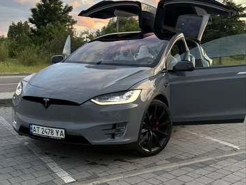 Авто Tesla Model X 2018 № 8230478