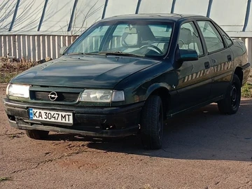 Авто Opel Vectra 1995 № 8230508