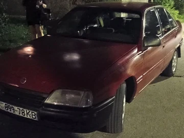 Авто Opel Omega 1988 № 8230622