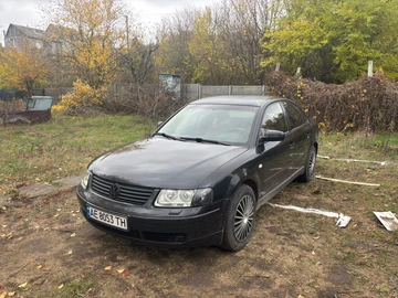 Авто Volkswagen Passat Sedan 1999 № 8230781