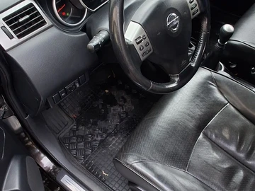 Авто Nissan Tiida 2010 № 8230813