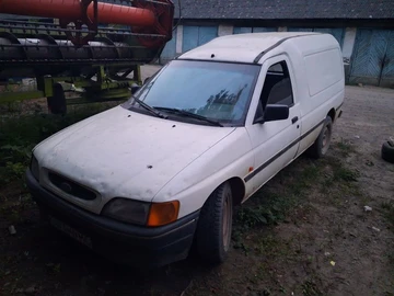 Авто Ford Escort 1995 № 8230853