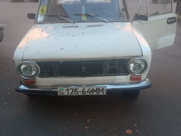 Авто ВАЗ 2101 1974 № 8231001