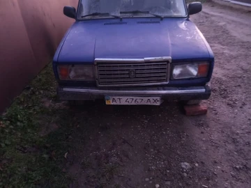Авто ВАЗ 2107 2001 № 8231034