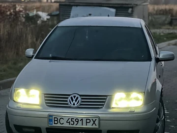 Авто Volkswagen Bora 1998 № 8231180