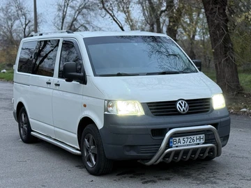Авто Volkswagen Transporter 2006 № 8231187