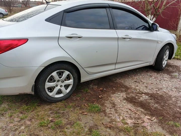 Авто Hyundai Accent 2012 № 8231212