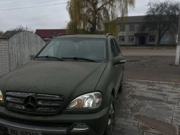 Авто Mercedes Ml Серия 2004 № 8231446