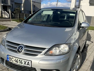 Авто Volkswagen Golf Plus 2008 № 8231922