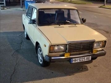 Авто ВАЗ 2107 1991 № 8231936