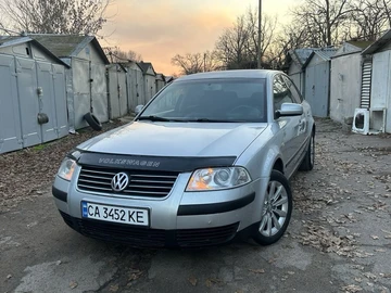 Авто Volkswagen Passat Sedan 2000 № 8232284