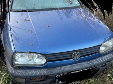 Авто Volkswagen Golf 2000 № 8232309