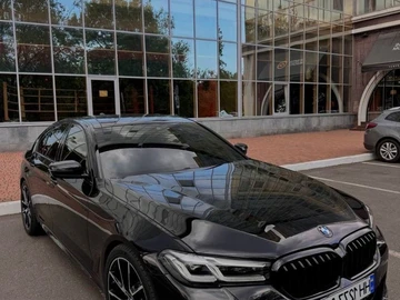 Авто BMW 5 Серия 2022 № 8232318