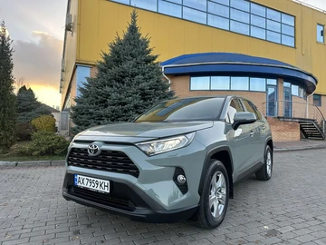 Авто Toyota Rav 4 2021 № 8232323