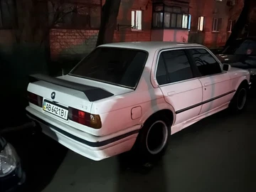 Авто BMW 3 Серия 1986 № 8232382