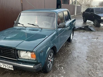 Авто ВАЗ 2107 1997 № 8232485