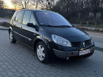 Авто Renault Scenic 2004 № 8232513