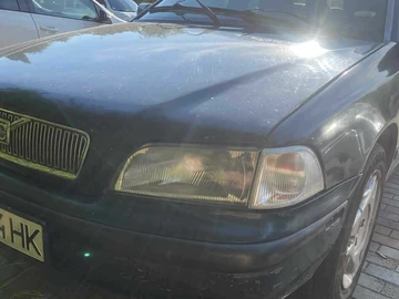 Авто Volvo V40 Kombi 1999 № 8232518