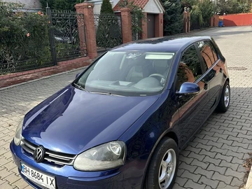 Авто Volkswagen Golf 2004 № 8232925