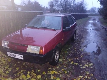 Авто ВАЗ 2109 1989 № 8232974