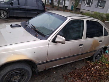 Авто Opel Kadett 1988 № 8233142
