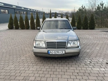 Авто Mercedes 220 1994 № 8233179