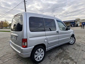 Авто Citroen Berlingo 2008 № 8233336