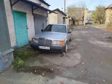 Авто Mercedes 200 1989 № 8233339