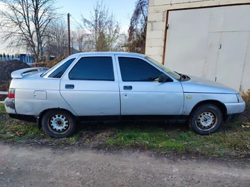 Авто ВАЗ 2110 2003 № 8233435