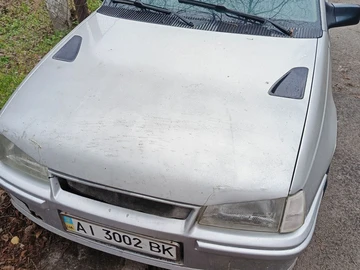 Авто Opel Kadett 1988 № 8233445