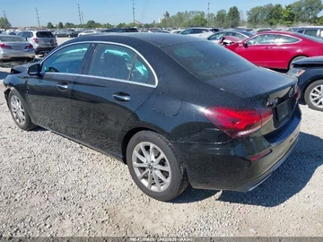 Авто Mercedes A Серия 2019 № 8233448