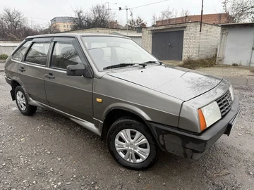 Авто ВАЗ 2109 1993 № 8233460