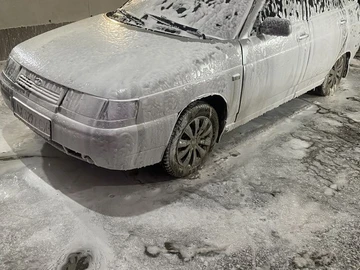 Авто ВАЗ 2112 2005 № 8233521