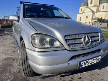 Авто Mercedes Ml Серия 2000 № 8233667